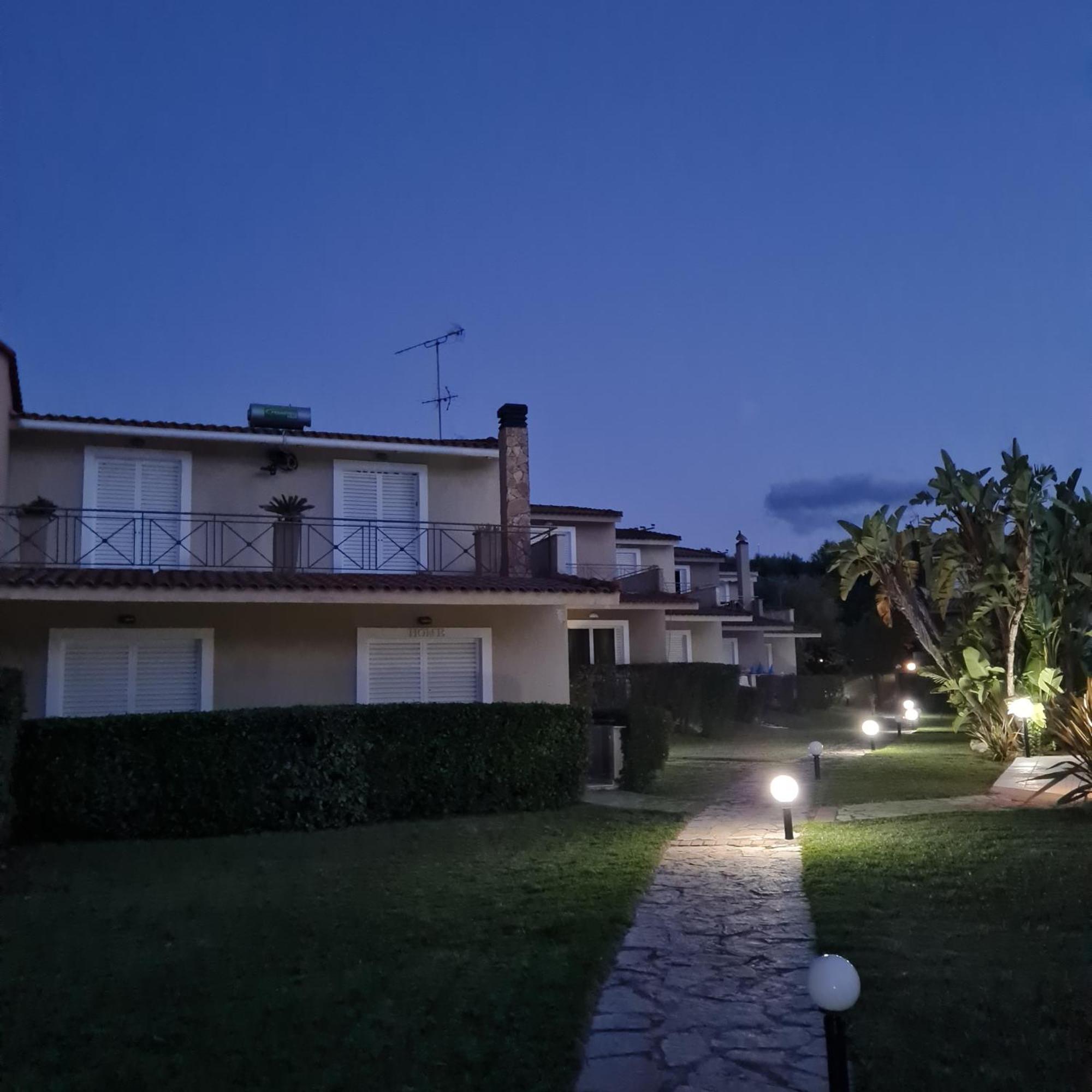 Megusta Apartments เซเลียนิติกา ภายนอก รูปภาพ